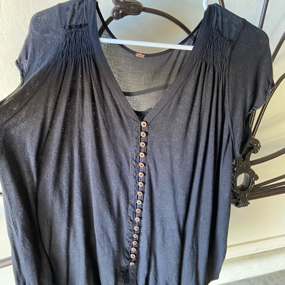 Freepeople Smocked Buttoned Tee - Picture 2 of 3